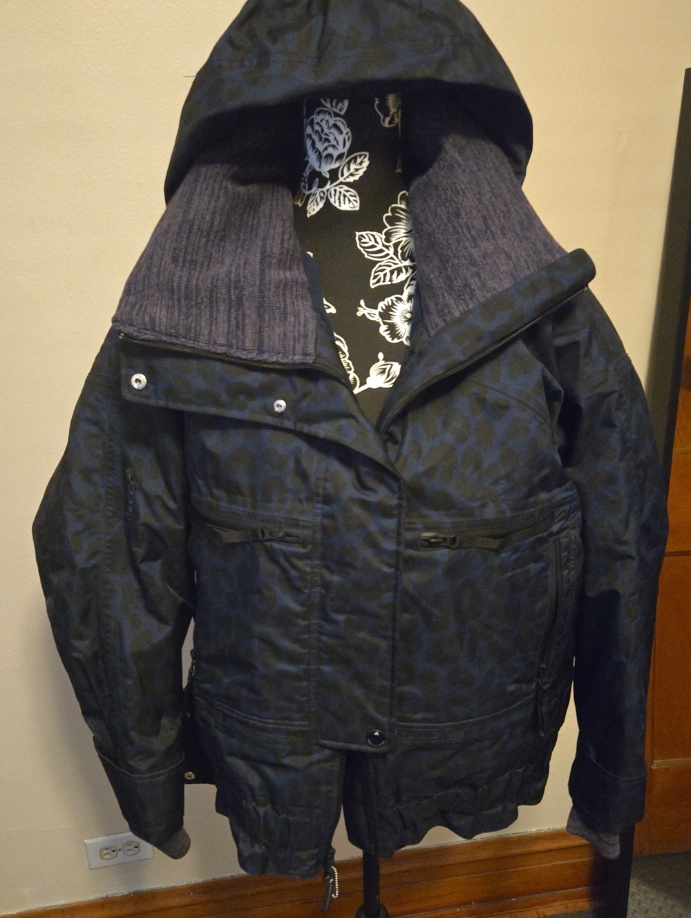 NWT Women Size L Adidas By Stella McCartney Ski Jacket